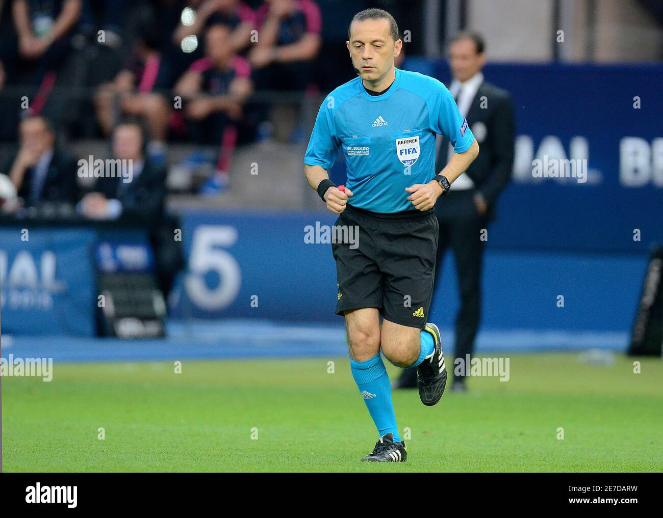 BERLIN, GERMANY - JUNE 6, 2015: Cuneyt Cakir pictured during the 2014/15  UEFA Champions League Final between Juventus Torino and FC Barcelona at  Olympiastadion Stock Photo - Alamy