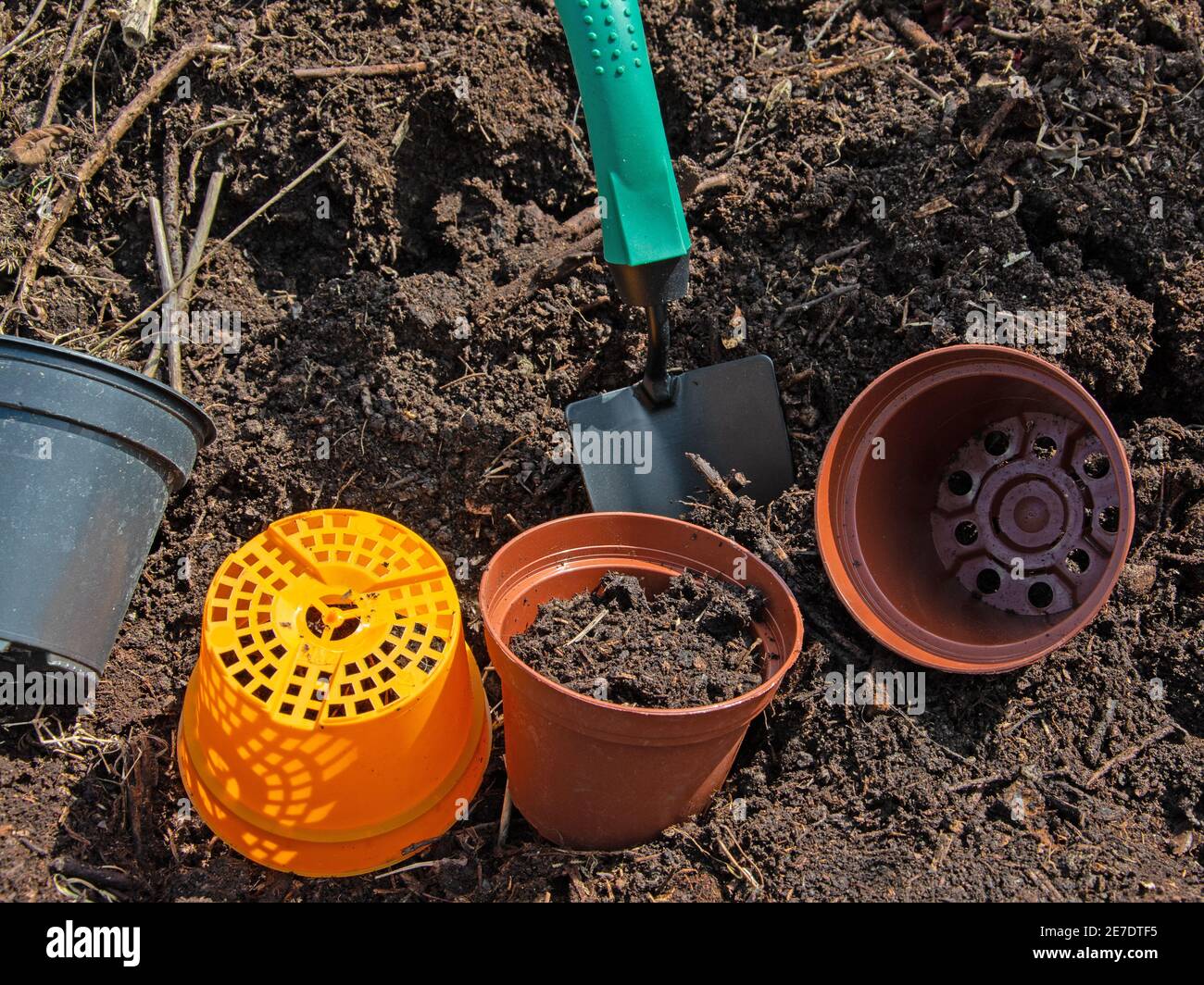 Planting time, compost and flower pots Stock Photo Alamy