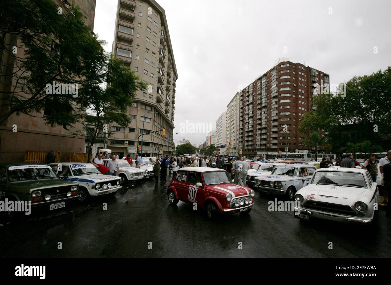 Classic cars are seen before the start of the 'Gran Premio del Uruguay, 19 capitales historico' (Uruguayan great prize, 19 capitals) rally in Montevideo March 4, 2009. Only classic cars are allowed to participate in the rally which covers a route of over 2,500 km (1,553 miles) and traverses the 19 capitals of the provinces of the country. REUTERS/Andres Stapff (URUGUAY) Stock Photo