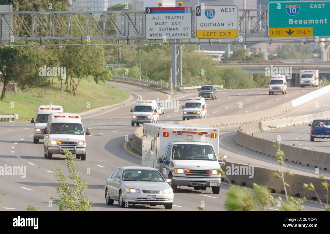 Flashing sirens hires stock photography and images Alamy