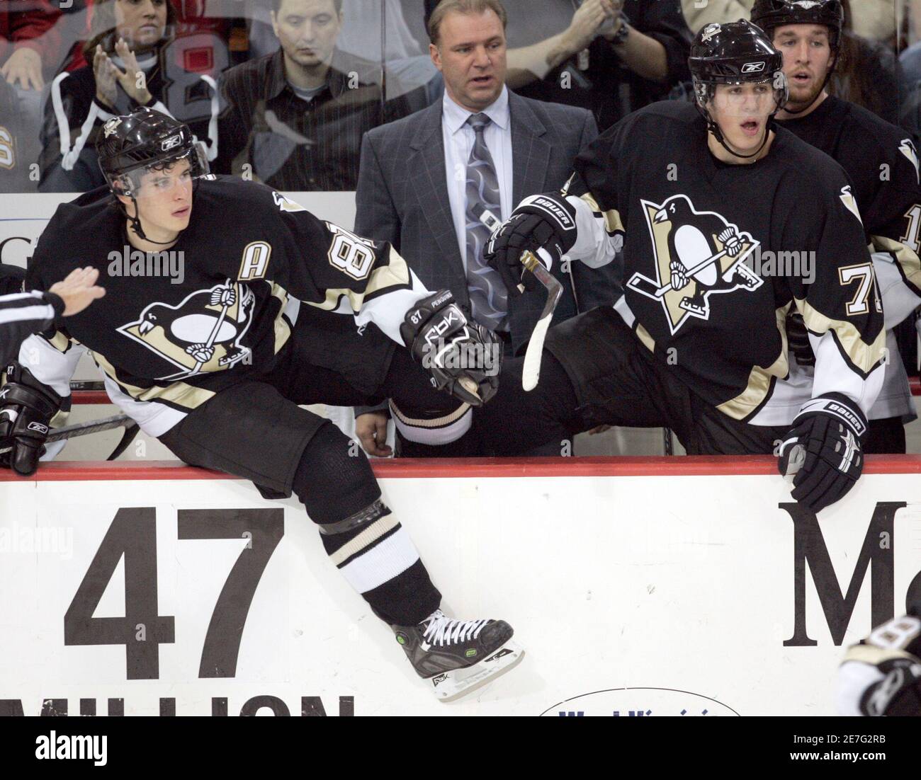 pittsburgh penguins jumper