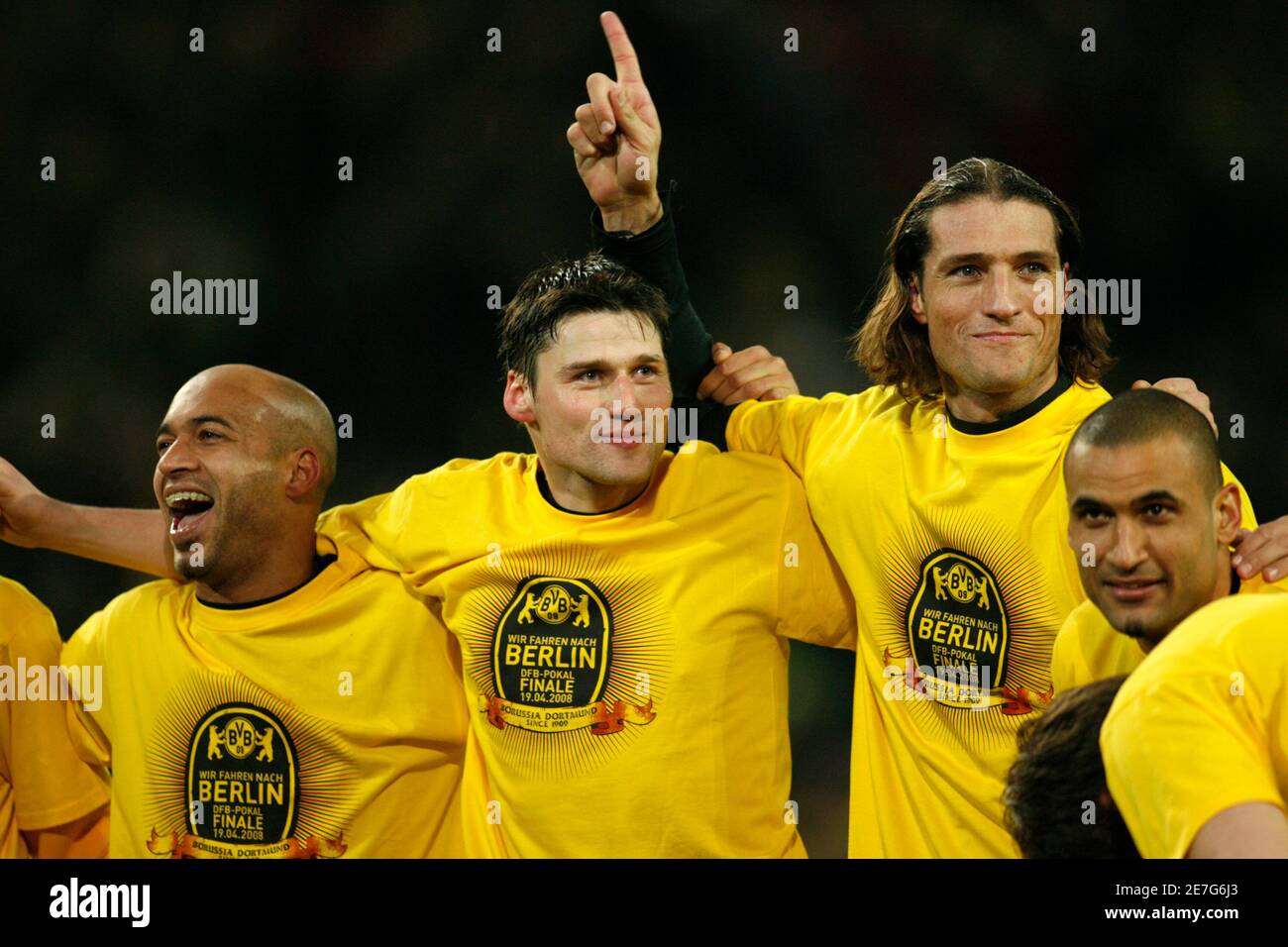 L R Borussia Dortmunds Dede High Resolution Stock Photography And Images Alamy