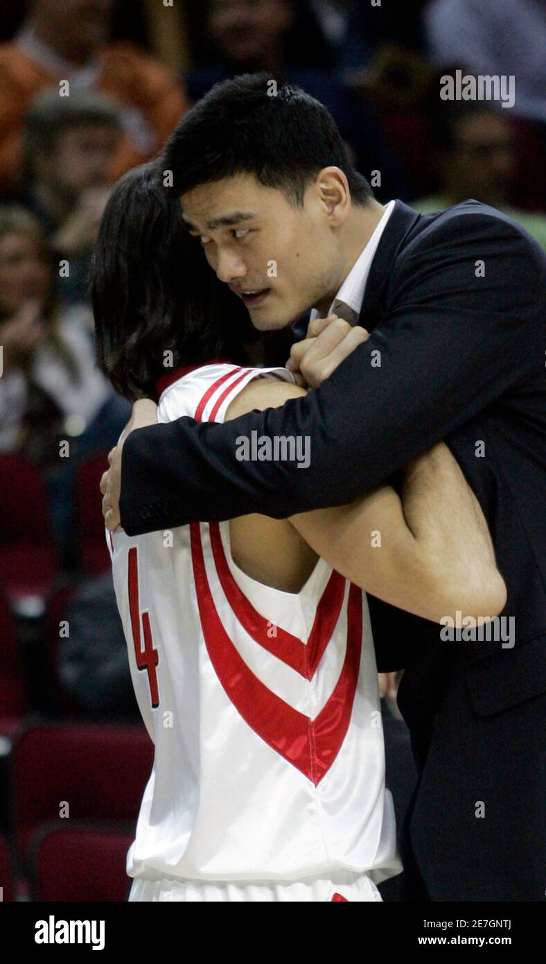 Yao Ming R High Resolution Stock Photography And Images Alamy