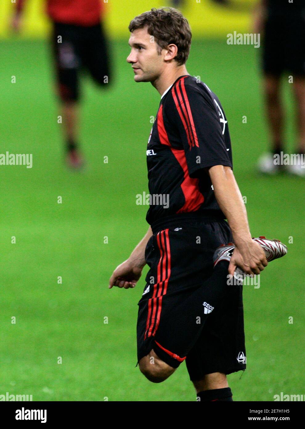 Andriy shevchenko ac milan 27 hi-res stock photography and images - Alamy