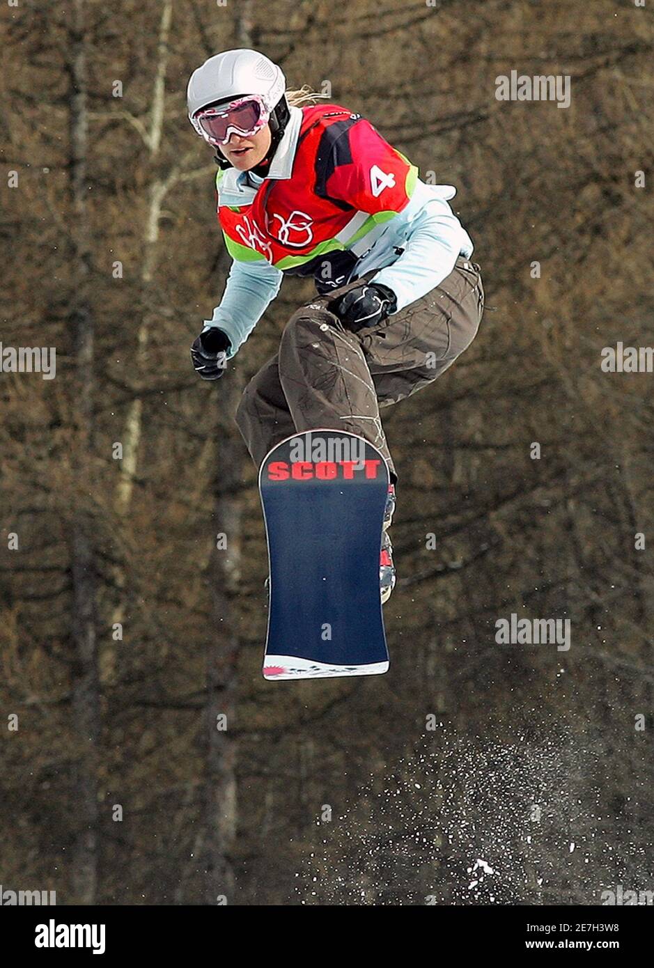 Switzerland's Tanja Frieden competes during the final of the women's snowboard cross competition at the Torino 2006 Winter Olympic Games in Bardonecchia, Italy February 17, 2006. Stock Photo