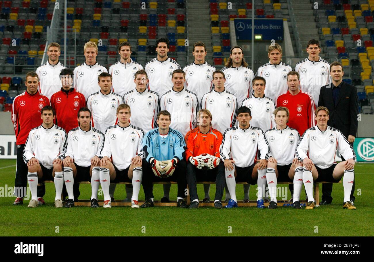 The German national soccer team poses for a team photo in Duesseldorf  February 6, 2007. Players are Thomas Hitzlsperger, Mike Hanke, Arne  Friedrich, Michael Ballack, Miroslav Klose, Torsten Frings, Clemens Fritz,  Mario