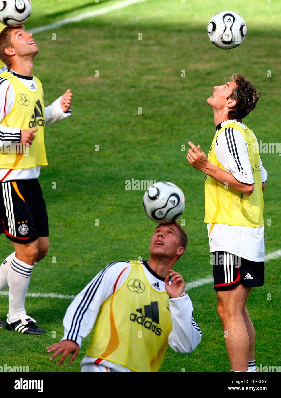 Players Thomas Hitzlsperger L R High Resolution Stock Photography And Images Alamy