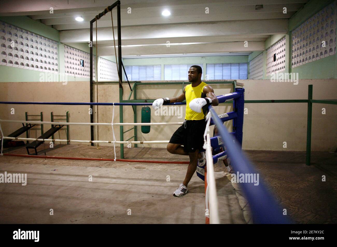 Dominican republic boxer hi-res stock photography and images - Alamy