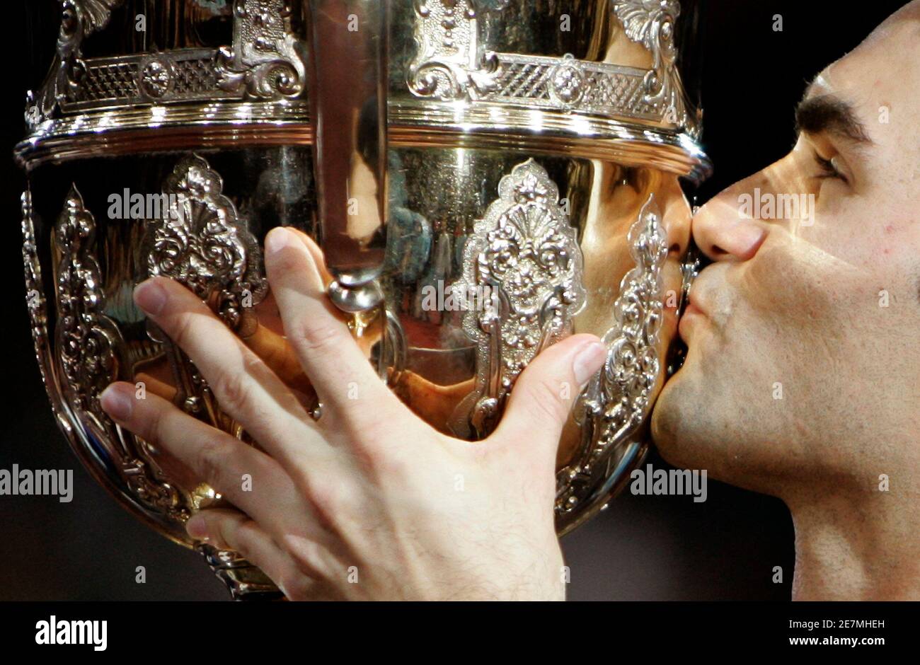 Swiss Roger Federer Kisses Trophy High Resolution Stock Photography and  Images - Alamy