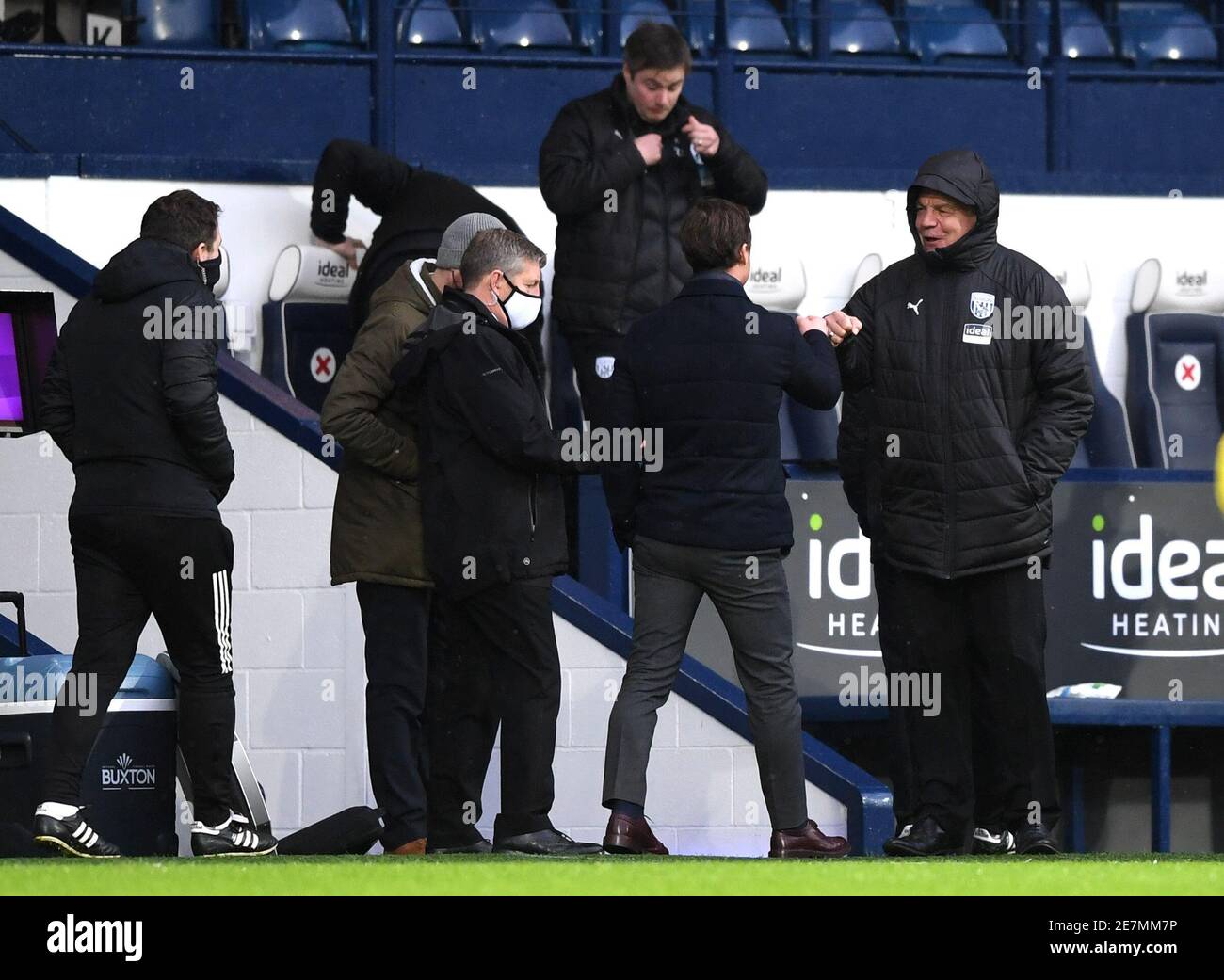 Fulham manager Scott Parker and West Bromwich Albion manager Samuel Allardyce (right) fist bump before the Premier League match at The Hawthorns, West Bromwich. Picture date: Saturday January 30, 2021. Stock Photo