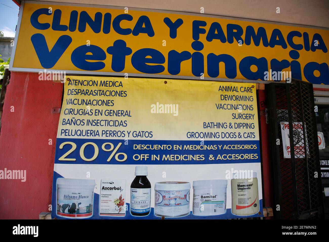 Veterinary Drug Shop High Resolution Stock Photography And Images Alamy Veterinary Drug Shop High Resolution Stock Photography And Images Alamy