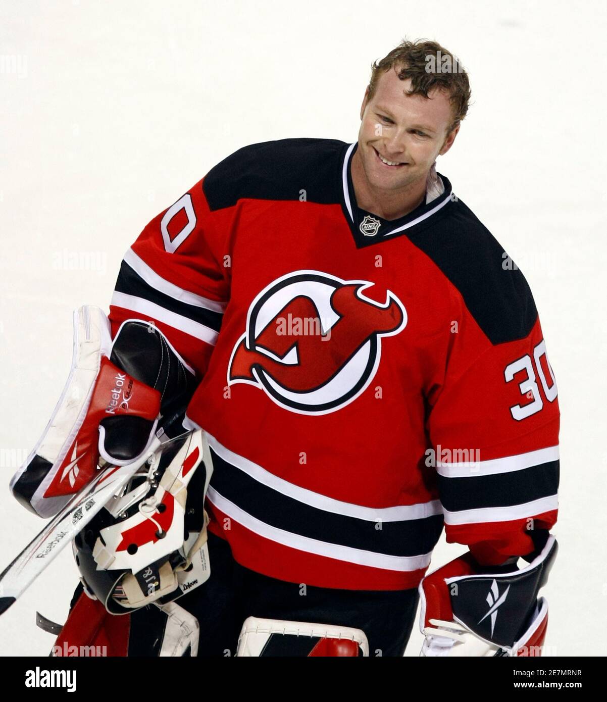new jersey devils goalie martin brodeur