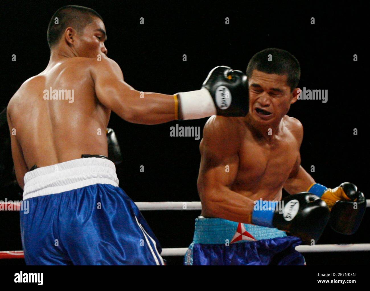 Asia pacific super featherweight hi-res stock photography and images - Alamy