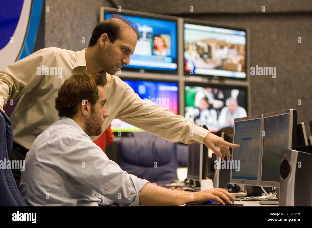 Cnn newsroom hires stock photography and images Alamy
