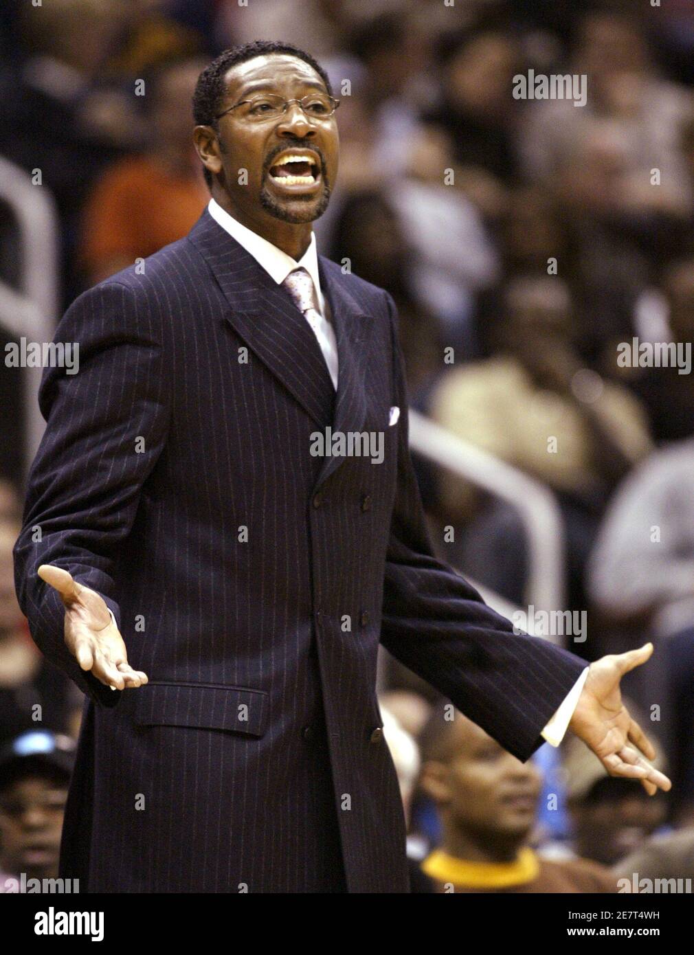 Basketball referees hires stock photography and images Alamy