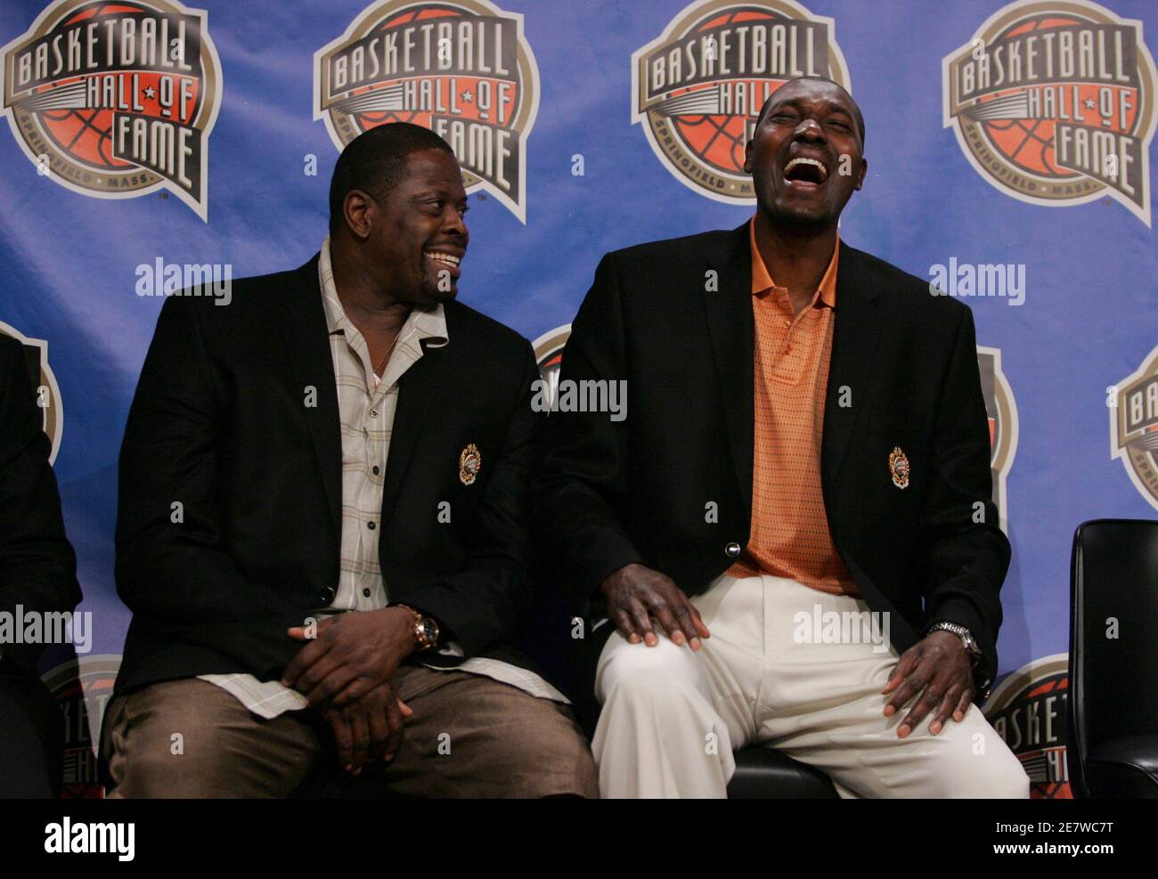 Patrick ewing hakeem olajuwon hires stock photography and images Alamy