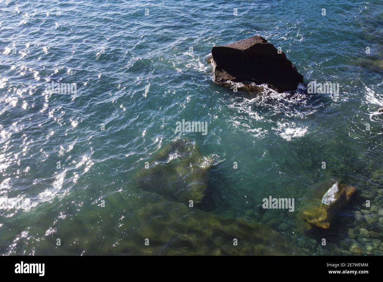 Sharp shot white clear hi-res stock photography and images - Alamy