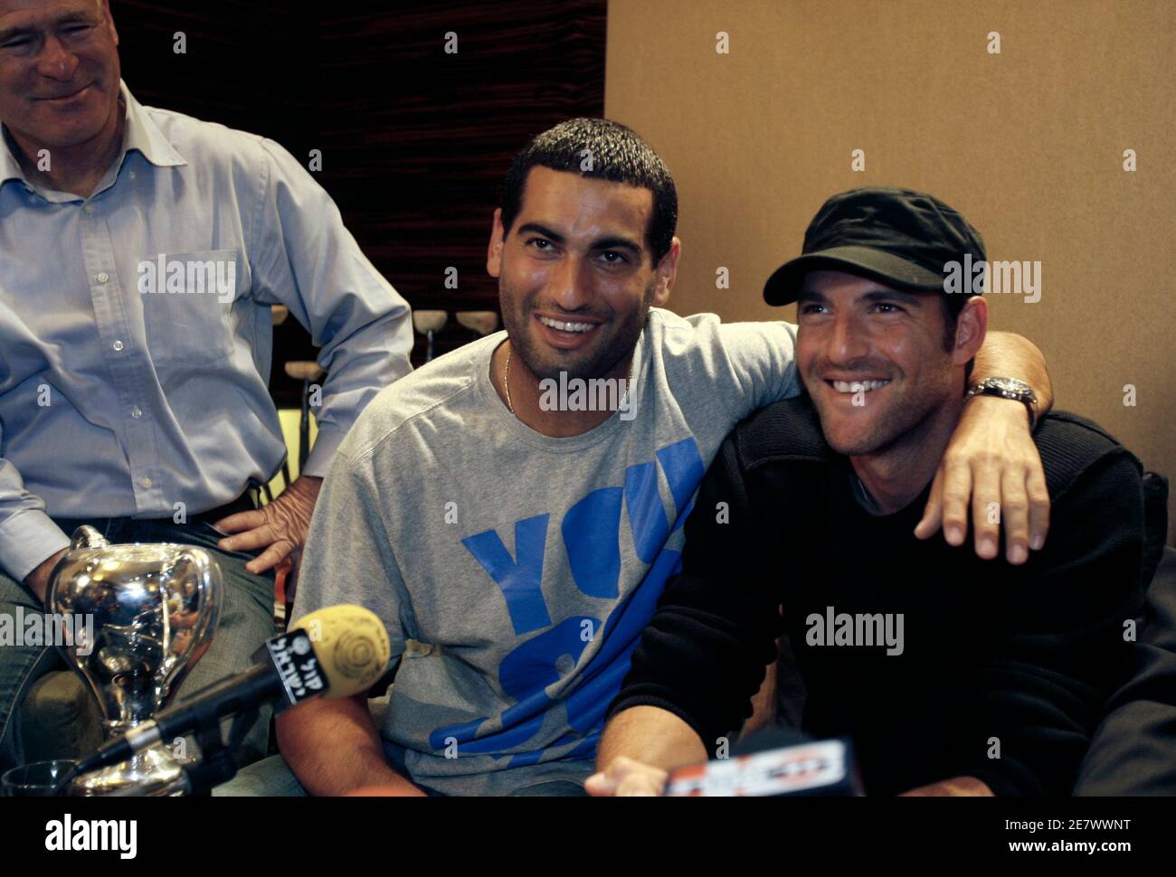 Israel S Andy Ram And Jonathan Erlich R Sit Together During A News Conference Upon Their Arrival At Ben Gurion International Airport Near Tel Aviv January 28 08 Erlich And Ram Put Israel