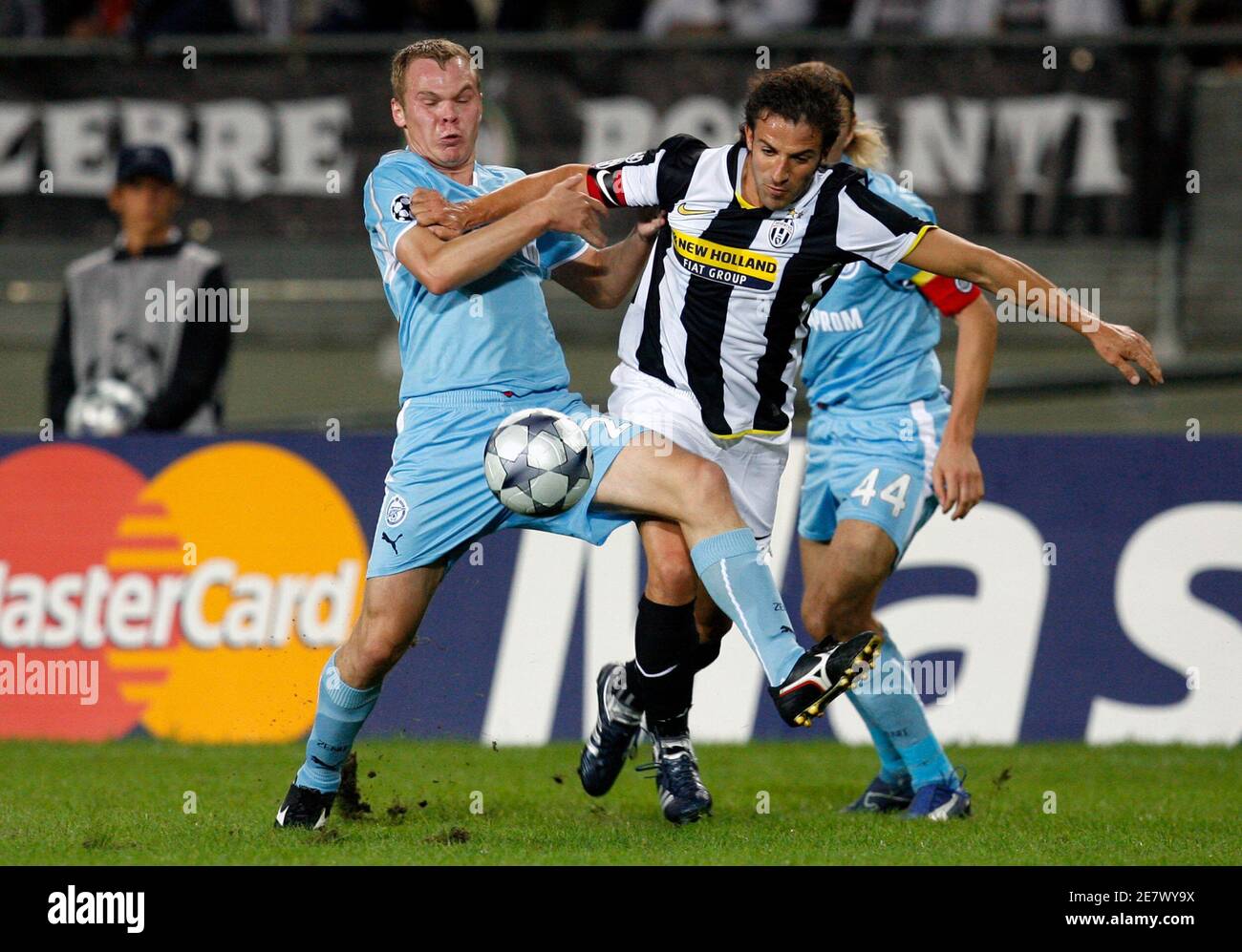 Juventus Alessandro Del Piero R And Zenit St Petersburg S Aleksandr Anyukov Fight For The Ball During Their Champions League Soccer Match At The Olympic Stadium In Turin September 17 2008 Reuters Giampiero Sposito