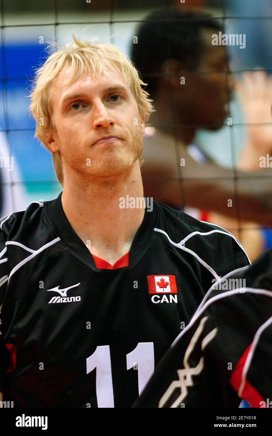 Canada's Steve Brinkman reacts after loosing a block against Cuba's during the 2008 NORCECA Men's Continental Olympic Qualification Championship Volleyball match in Caguas January 11, 2008. REUTERS/Ana Martinez (PUERTO RICO) Stock Photo