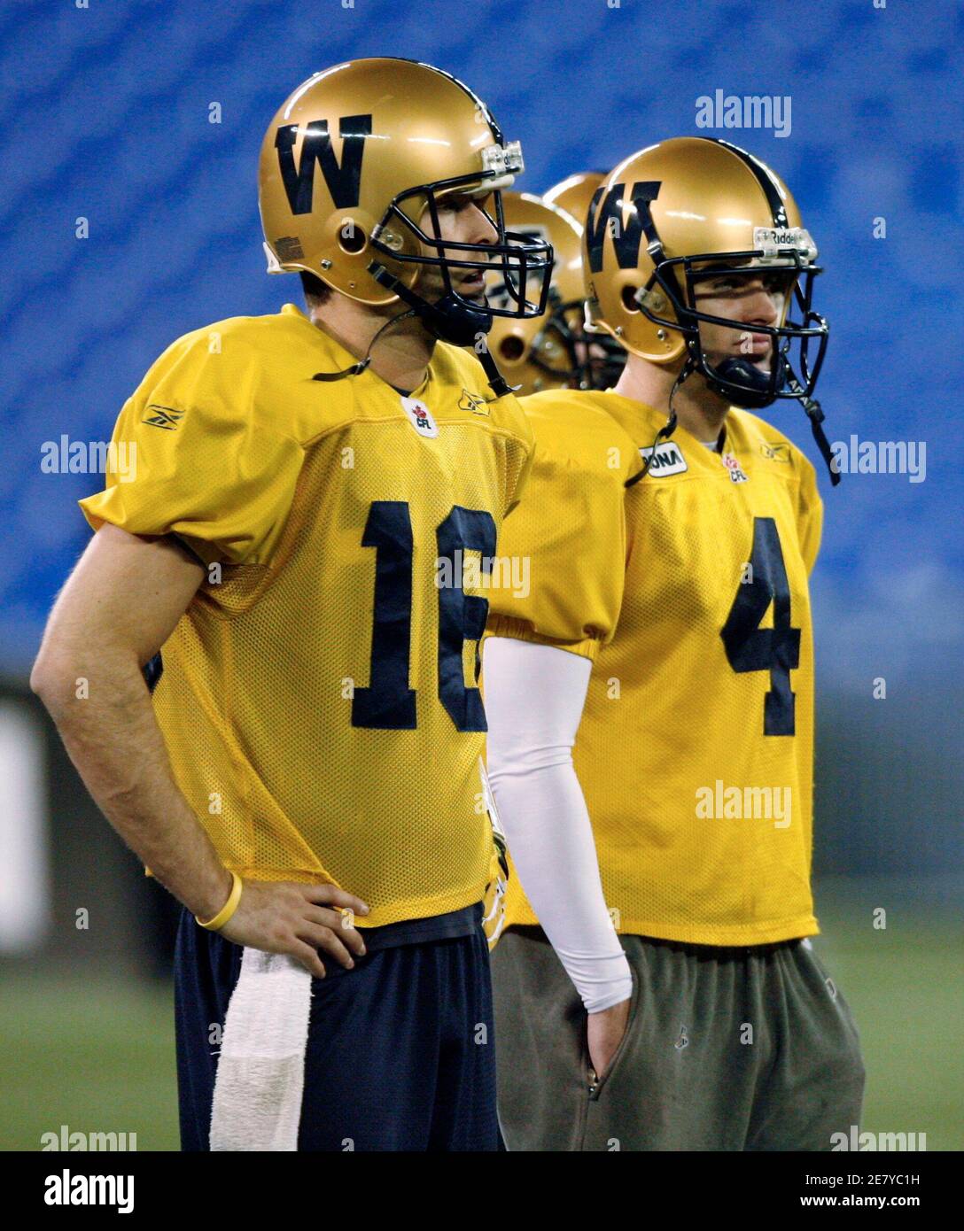 Winnipeg Blue Bombers quarterbacks Kliff Kingsbury (L) and Ryan Dinwiddie  stand during practice for the Grey Cup in Toronto November 21, 2007. The  Winnipeg Blue Bombers will play the Saskatchewan Roughriders in