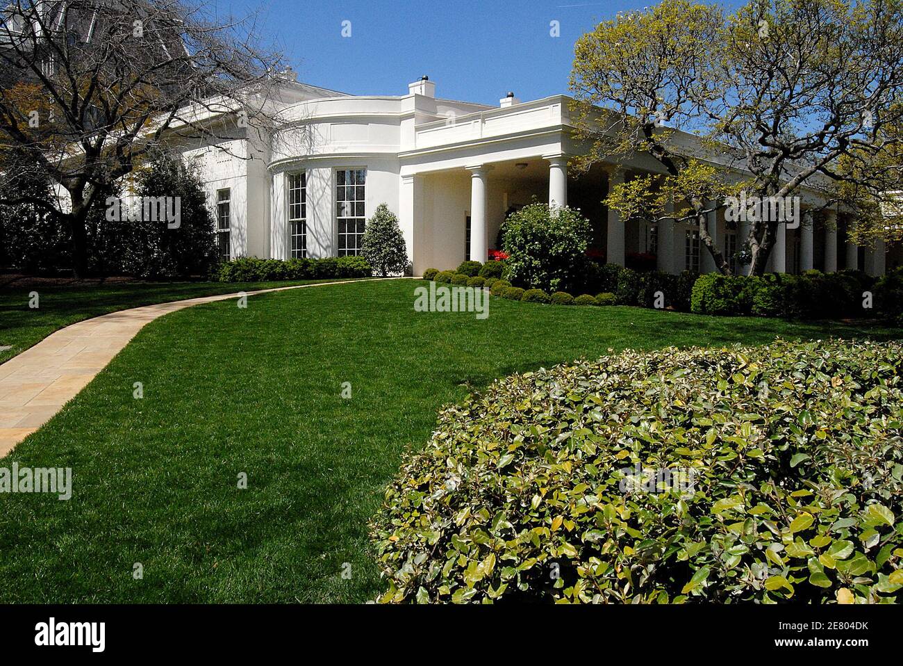 Outside view of the Oval Office during a media preview of the 2007 Spring Garden Tour on April 20 2007 in Washington DC, USA. Photo by Olivier Douliery/ABACAPRESS.COM Stock Photo