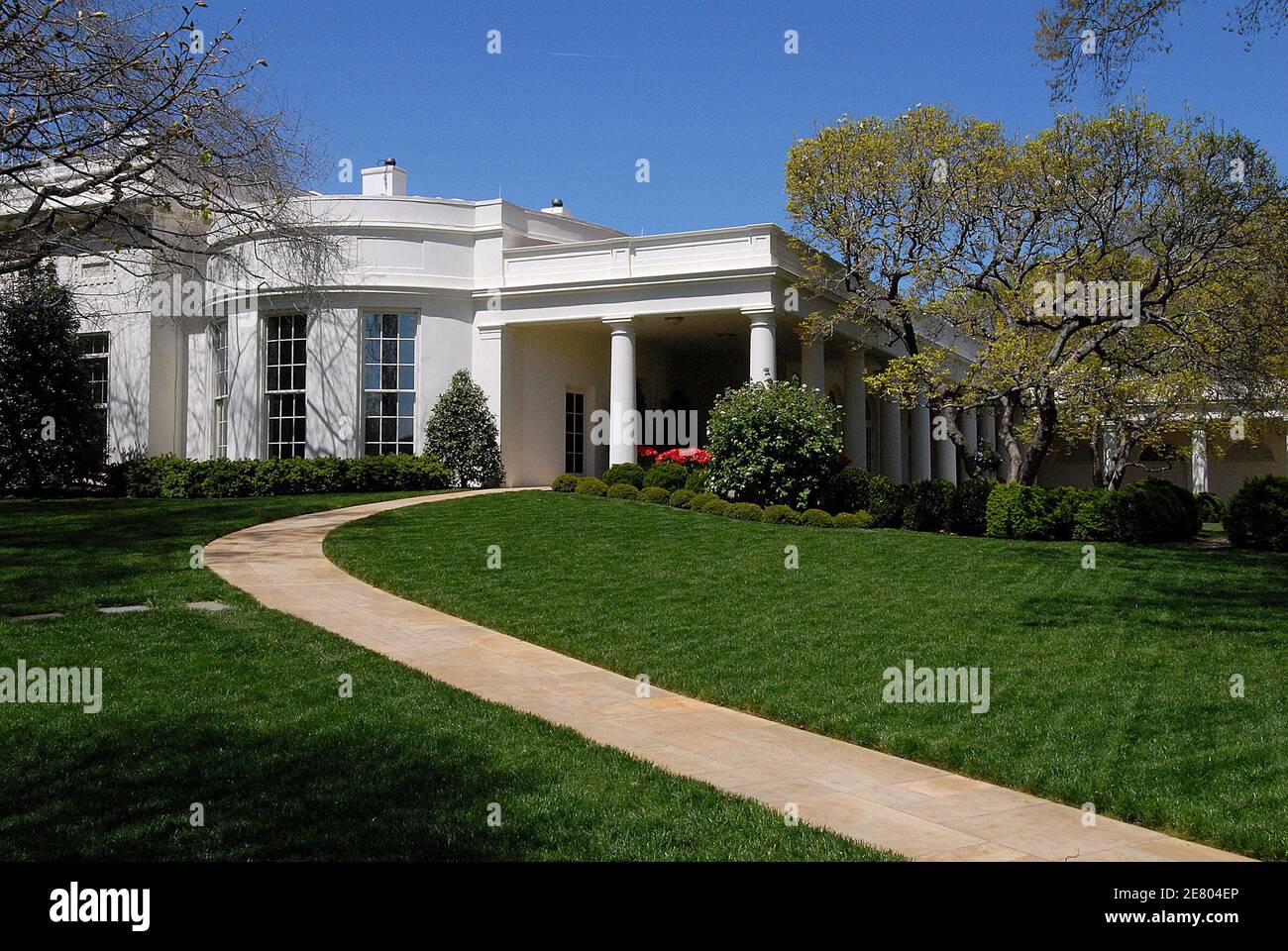 Outside view of the Oval Office during a media preview of the 2007 Spring Garden Tour on April 20 2007 in Washington DC, USA. Photo by Olivier Douliery/ABACAPRESS.COM Stock Photo