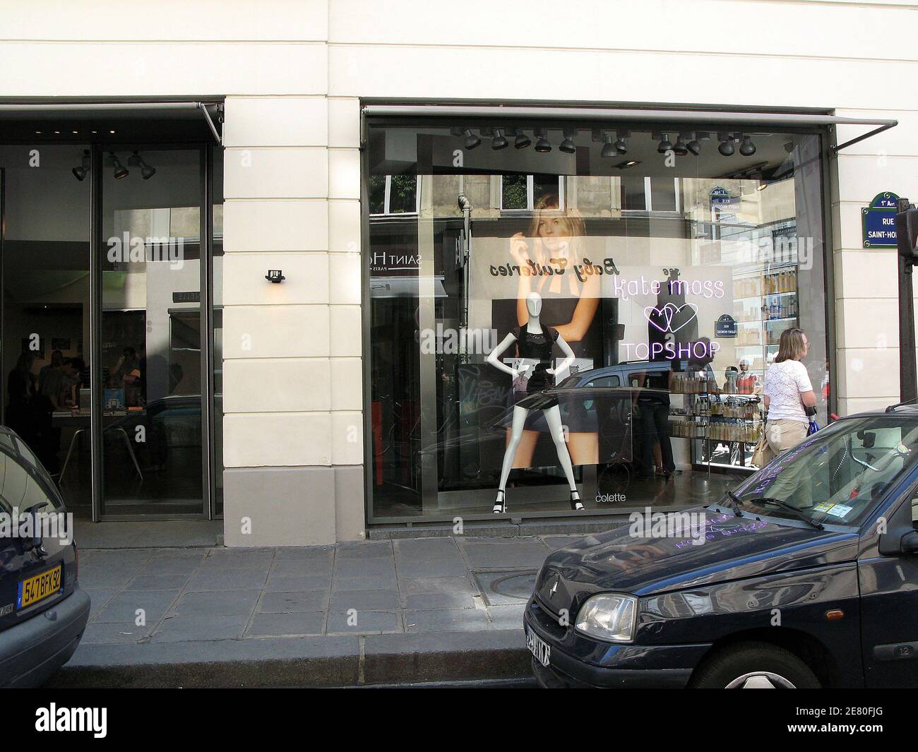 Kate Moss Top Shop Collection at Colette store in Paris, France on May  02,2007. Photo by Giancarlo Gorassini/ABACAPRESS.COM Stock Photo - Alamy