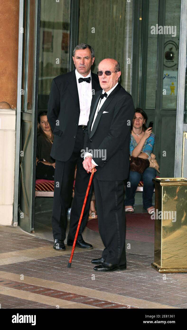Director Manoel de Oliveira leaves the 'Majestic hotel' on the opening day of the 60th International Film Festival in Cannes, France on May 16, 2007. Photo by Denis Guignebourg/ABACAPRESS.COM Stock Photo