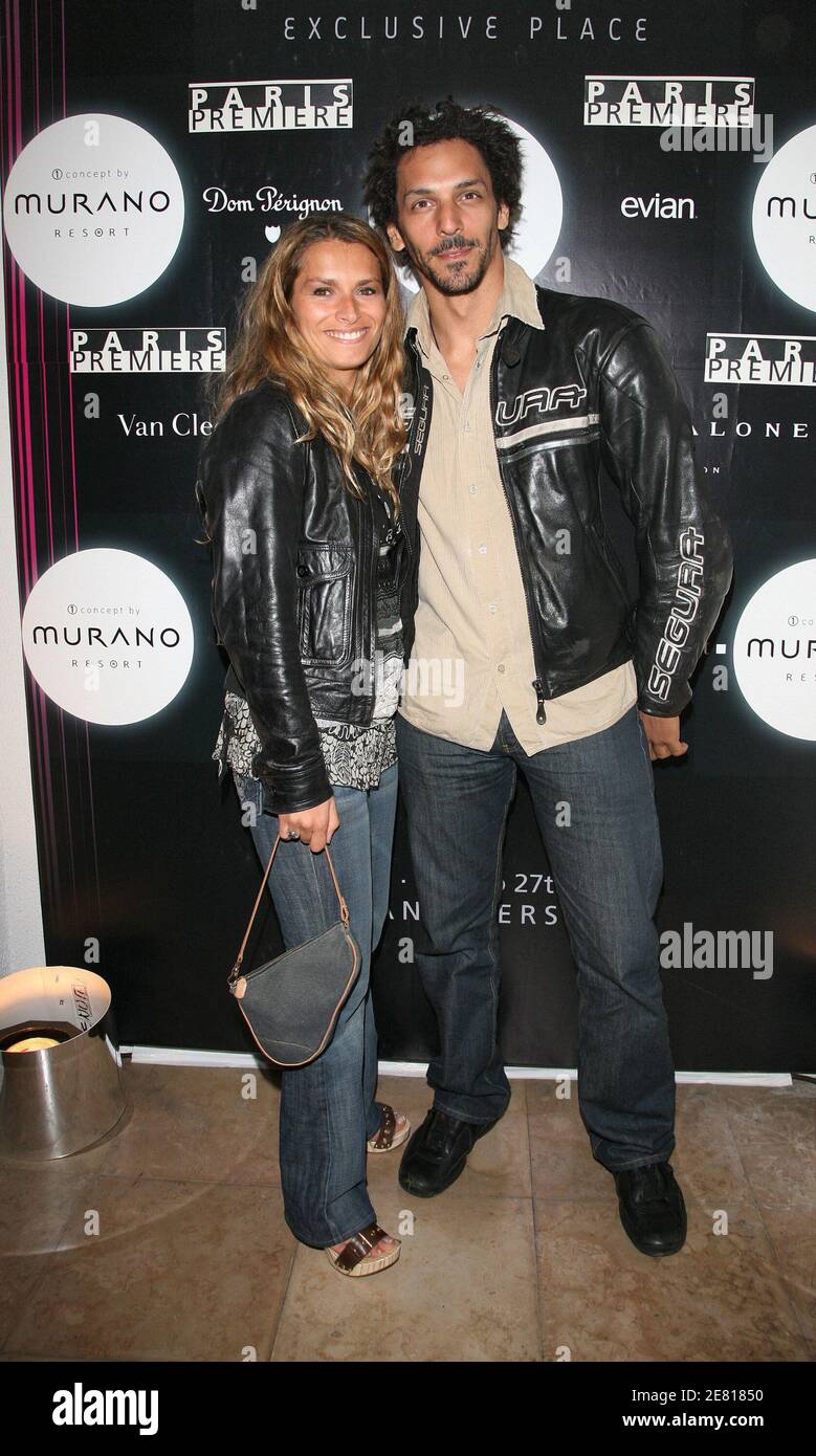 Томер сислей с женой и детьми фото Tomer Sisley and his girlfriend Julie attend the 'Paris Premiere' Party held at 