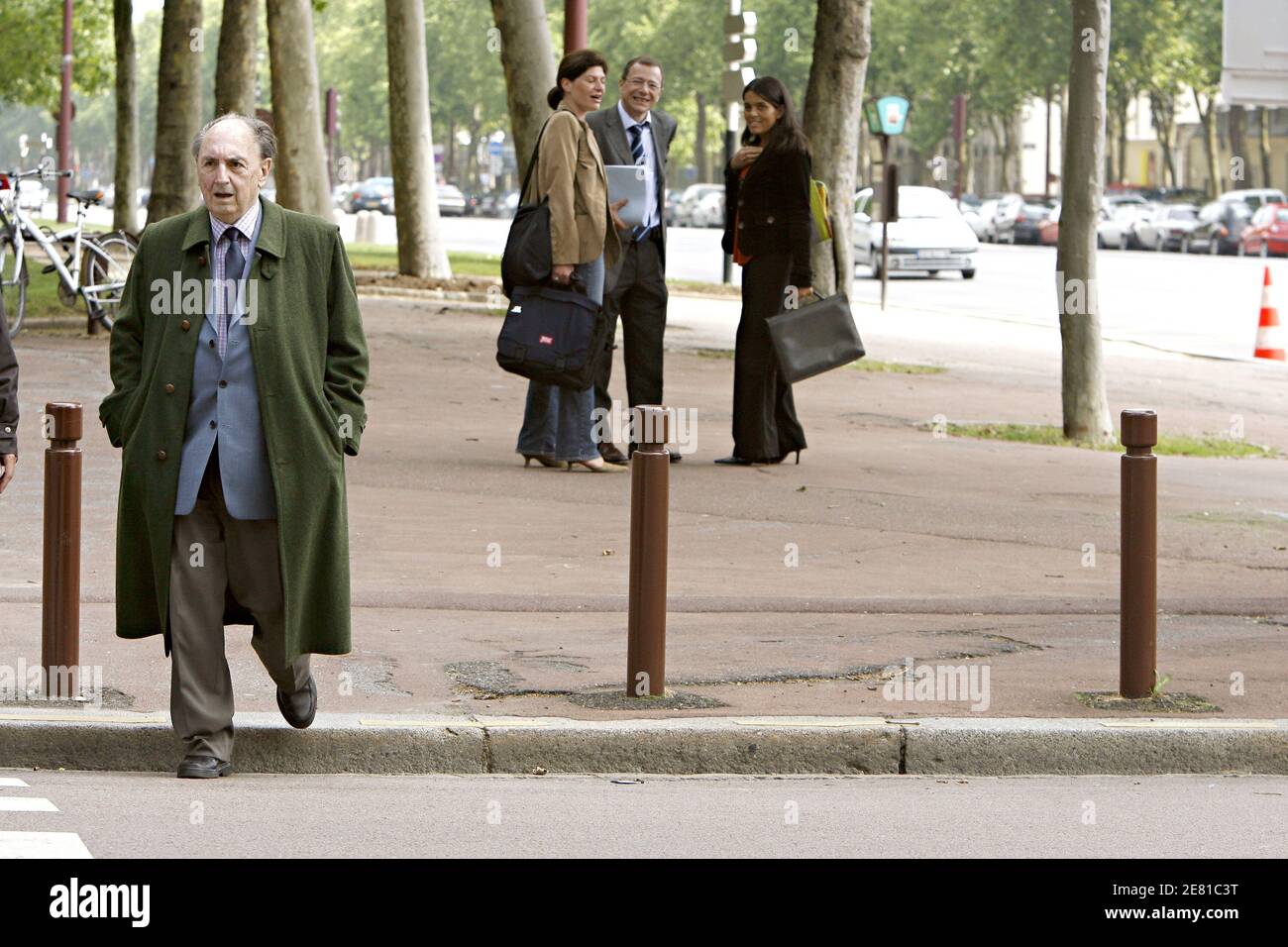 Lipsky claude hires stock photography and images Alamy