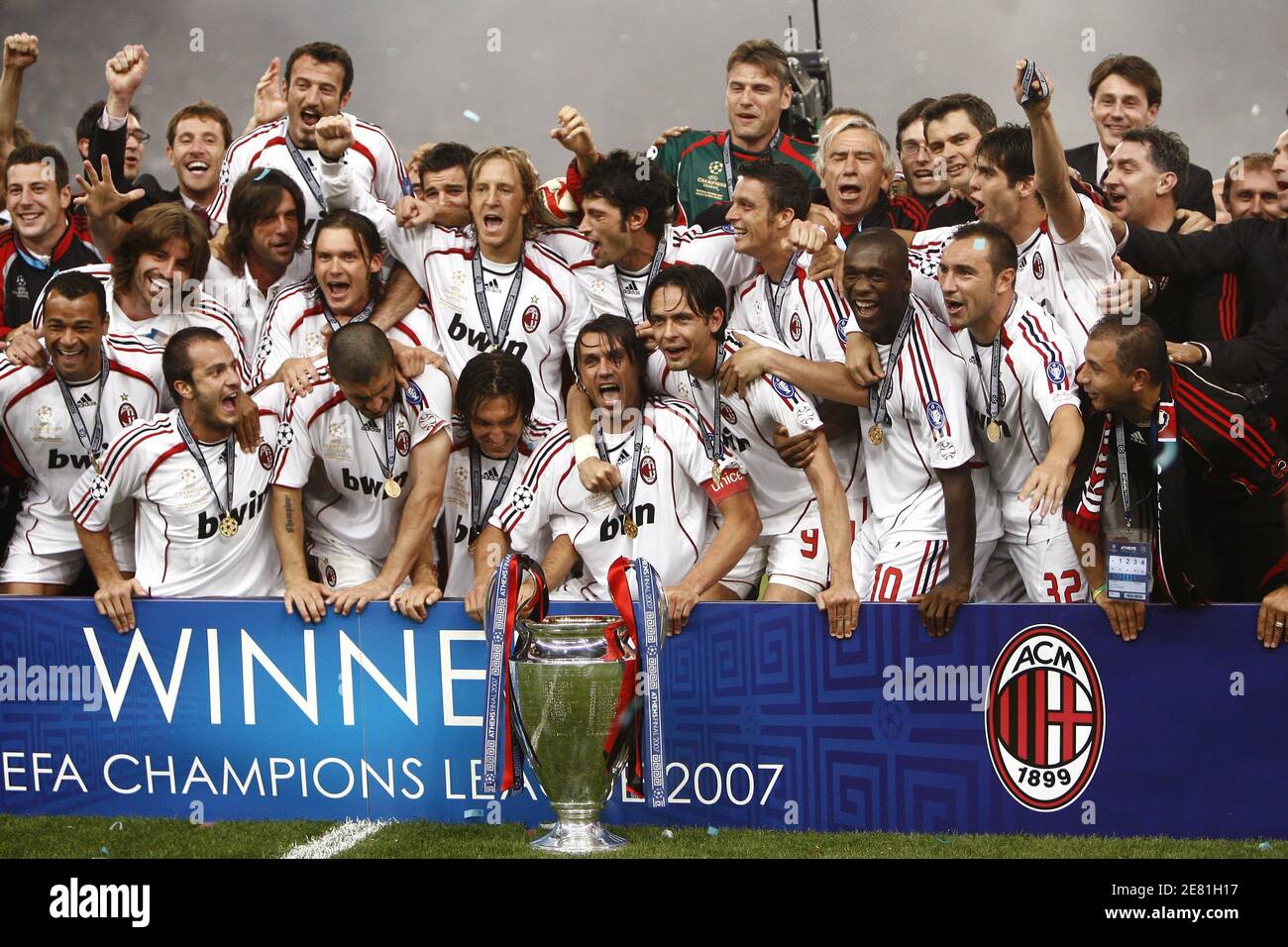 AC Milan's players celebate during the UEFA Champions League Final, AC  Milan v Liverpool at Olympic Stadium, in Athens, Greece, on May 23, 2007.  AC Milan won 2-1. Photo by Christian Liewig/ABACAPRESS.COM