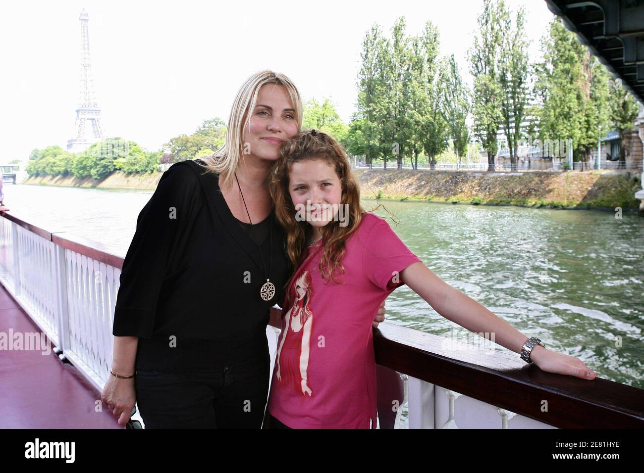 TV presenter Sophie Favier and her daughter Carla-Marie attend the Tennesse cruise in Paris, France, on May 23, 2007. This annual party is organized by 'Louis Carlesimo', a charitable association which takes care of seriously ill children. Photo by Corentin Fohlen/ABACAPRESS.COM Stock Photo