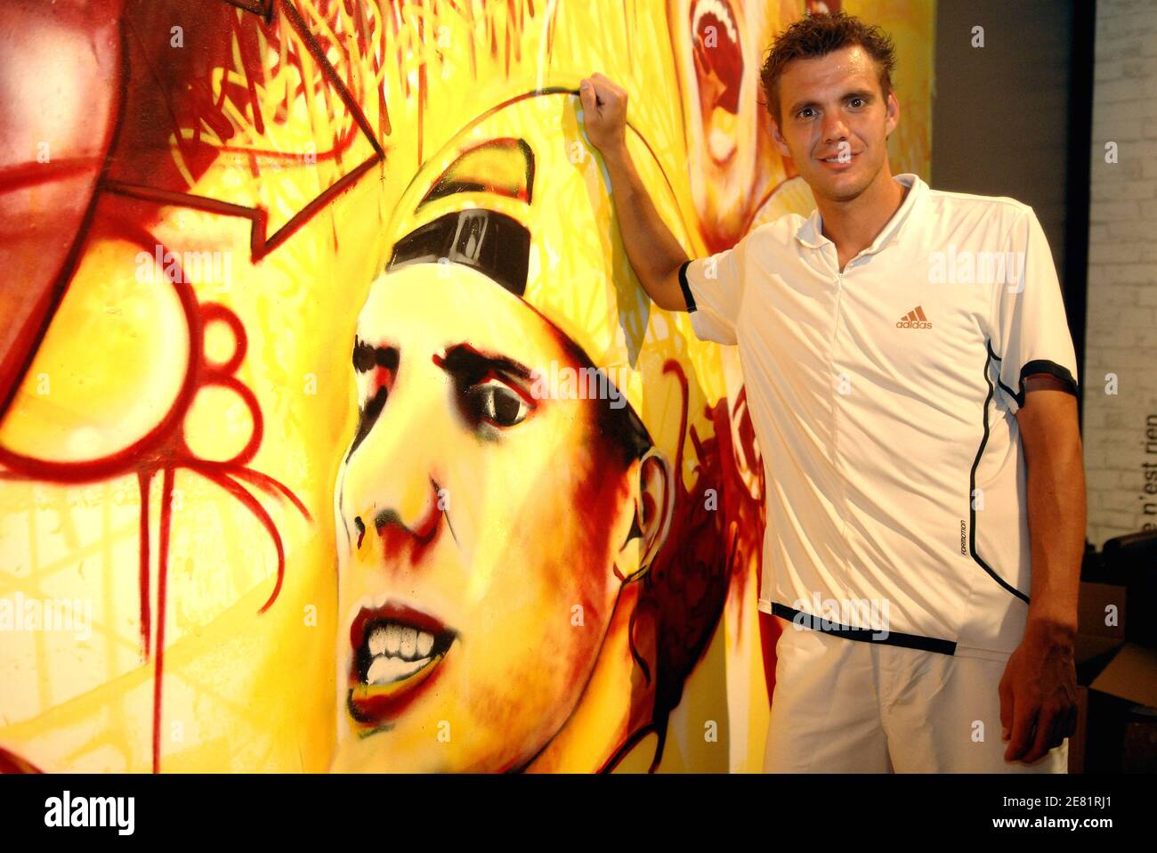 French tennis player Paul-Henri Mathieu poses for our photograper before the French Tennis Open at Roland-Garros arena, in Paris, France, on May 26, 2007. Photo by Christophe Guibbaud/Cameleon/ABACAPRESS.COM Stock Photo