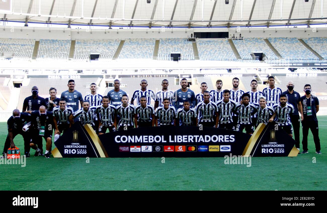 RIO DE JANEIRO, BRAZIL - JANUARY 30: Team Players of Santos FC pose ,during the final of Copa CONMEBOL Libertadores 2020 between SE Palmeiras and Santos FC at Maracana Stadium on January 30, 2021 in Rio de Janeiro, Brazil. (Photo by MB Media/BPA) Stock Photo