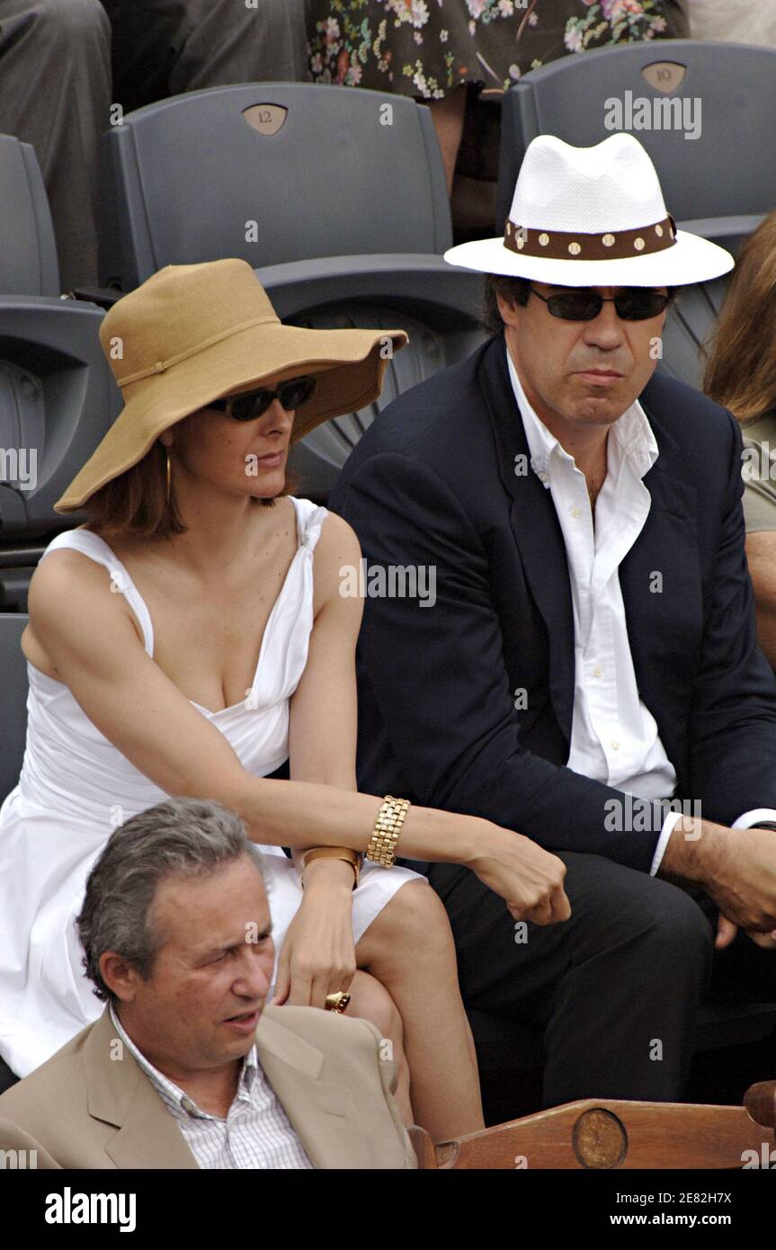 French actress Carole Bouquet and her boyfriend Claudio Costamagna attend  the women final match at the French Open tennis tournament at Roland Garros  in Paris, France on June 9, 2007. Photo by