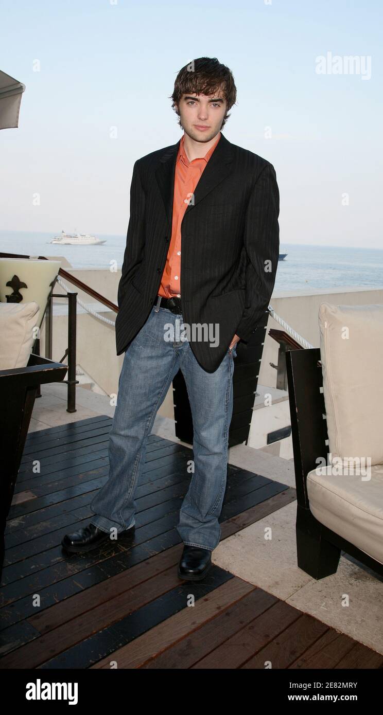 EXCLUSIVE. US actor Drew Tyler Bell from US TV show The Bold and the Beautiful poses during the 47th Monte-Carlo TV Festival in Monaco, on June 11, 2007. Photo by Denis Guignebourg/ABACAPRESS.COM Stock Photo