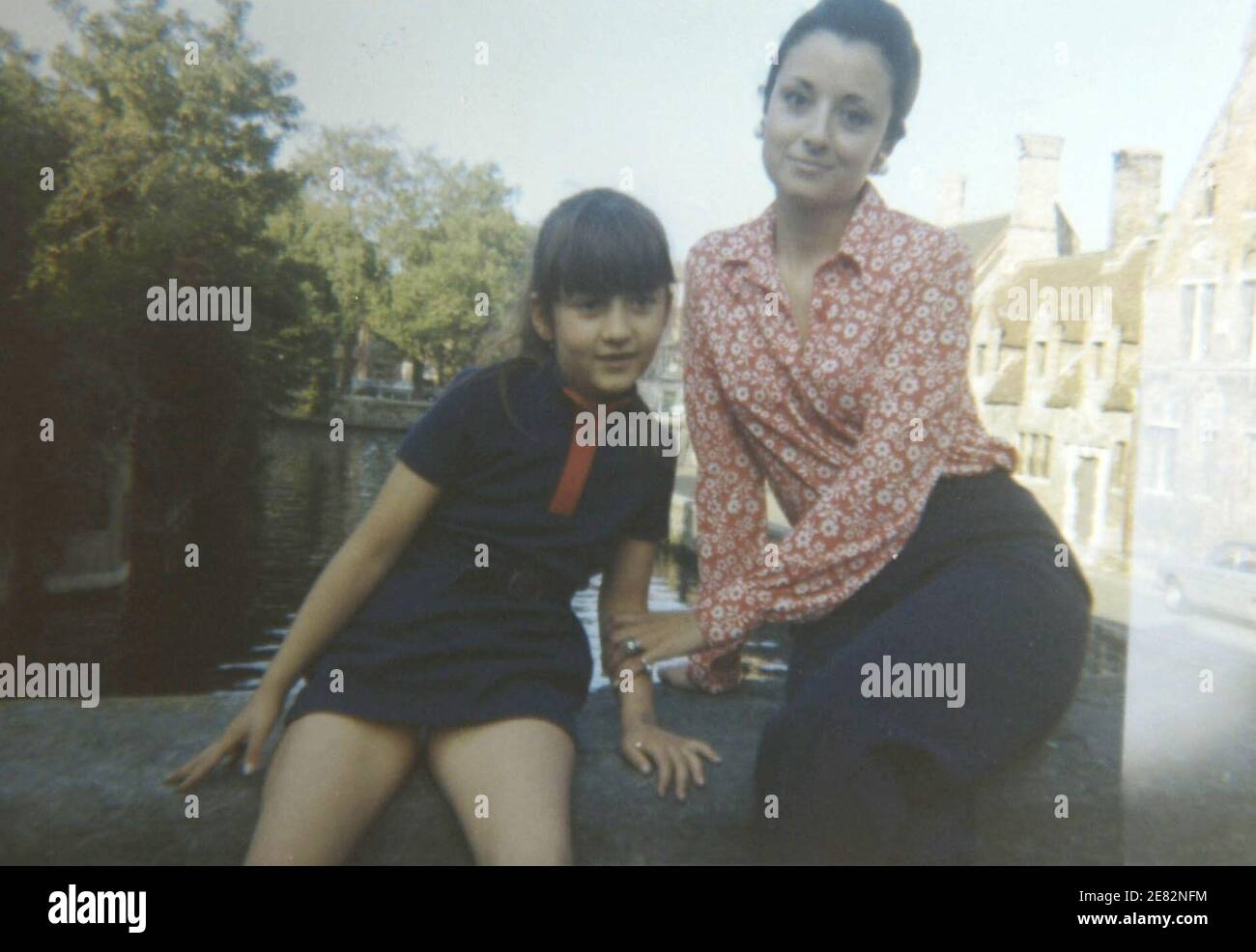 Yolanda Pulacio with her daughter Ingrid. Ingrid Betancourt was kidnapped by the FARC (Fuerzas Armadas Revolucionarias de Colombia) on February 23, 2002 while campaigning for the Colombian presidential election and is still being held. Photo Courtesy Betancourt's Family via ABACAPRESS.COM Stock Photo