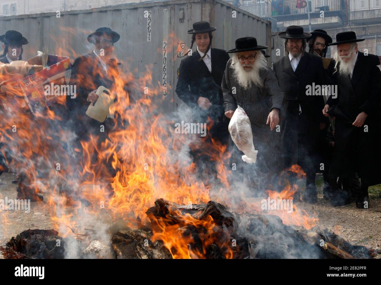 The israelites leaving egypt hires stock photography and images Alamy