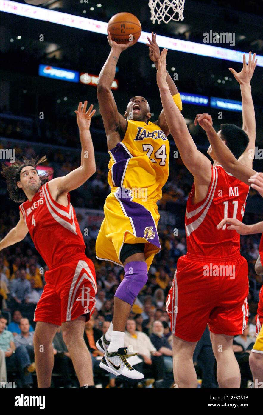 Page 4 Yao Ming R High Resolution Stock Photography And Images Alamy