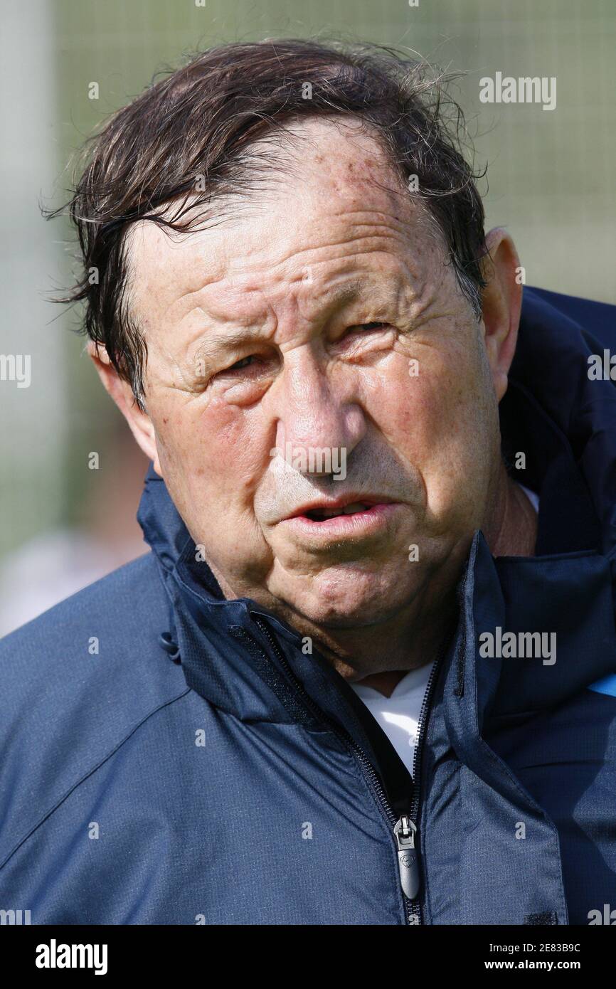 Lens' coach Guy Roux during a training session in Lens, France on June ...