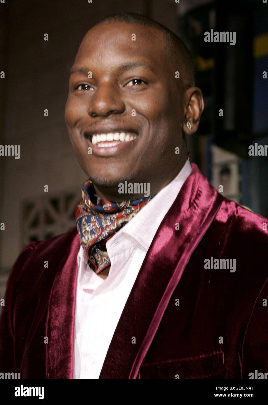 Actor Tyrese Gibson poses during the premiere of his new film 'Annapolis' in Hollywood January 23, 2006. The film is about a group of young men and [women preparing for a career in the United States Naval Academy in Annapolis. The film also stars James Franco and Jordana Brewster and it opens January 27 in the U.S.] Stock Photo