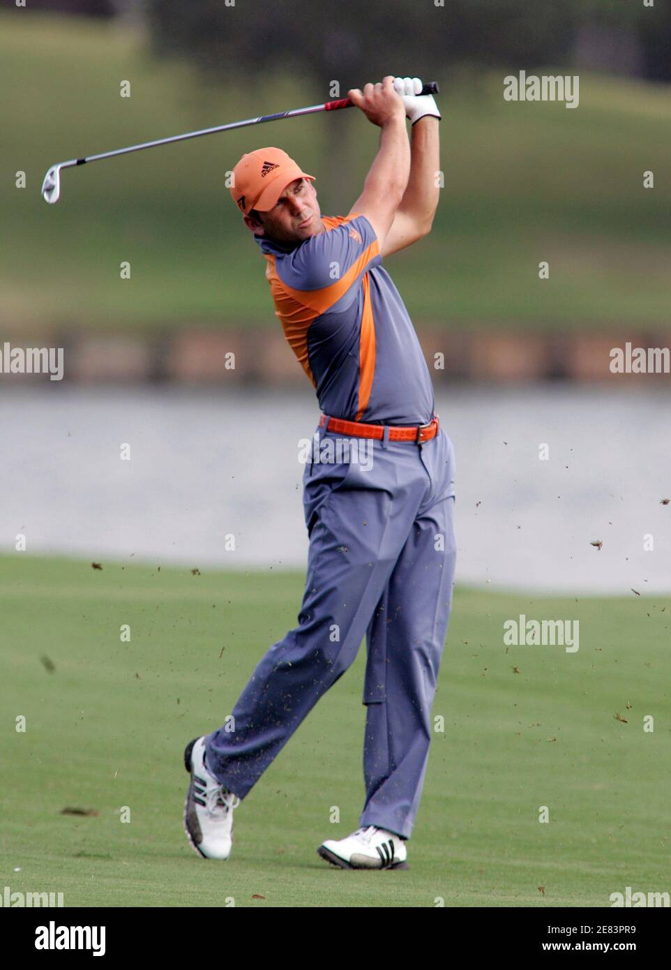 Sergio Garcia of Spain hits off of the 18th fairway during the first round of play at The Players Championship golf tournament in Ponte Vedra Beach, Florida May 10, 2007. REUTERS/Rick Fowler (UNITED STATES) Stock Photo