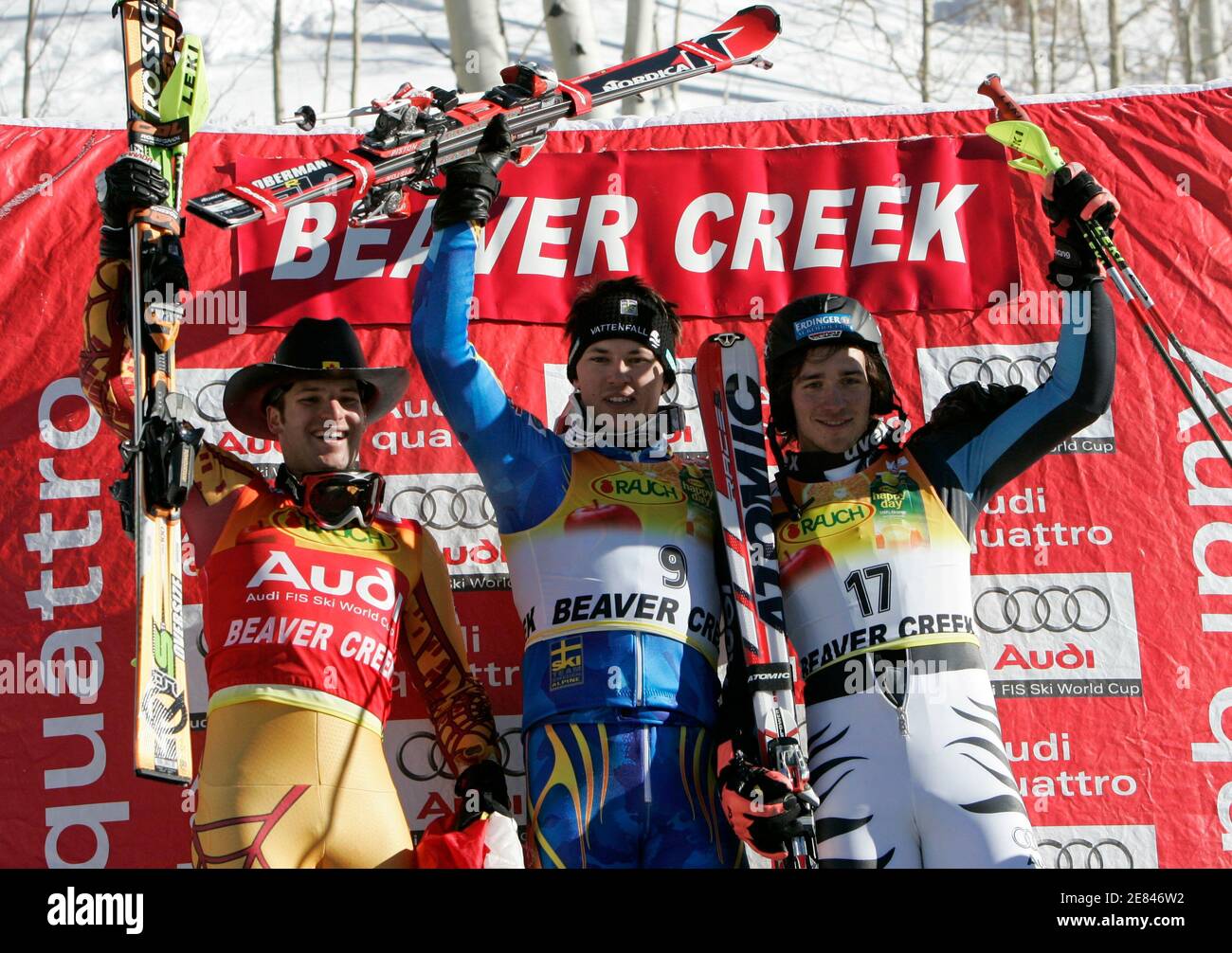 Andre Myhrer of Sweden (C) celebrates winning the men's World Cup slalom with second placed Michael Janyk of Canada and third placed Felix Neureuther of Germany (R) on the podium in Beaver Creek, Colorado, December 3, 2006.  REUTERS/Rick Wilking (UNITED STATES) Stock Photo