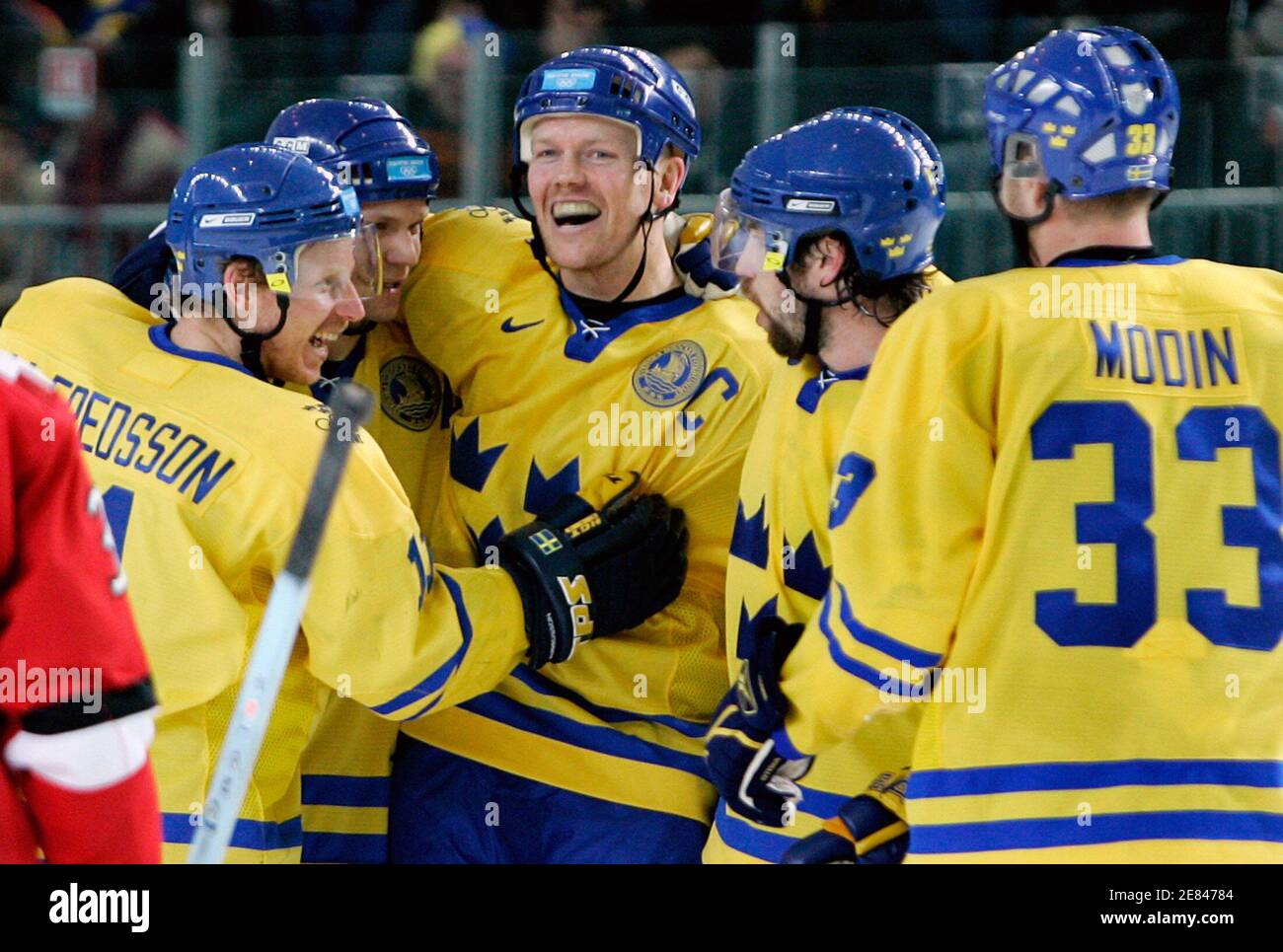 Ice hockey team mates hires stock photography and images Alamy