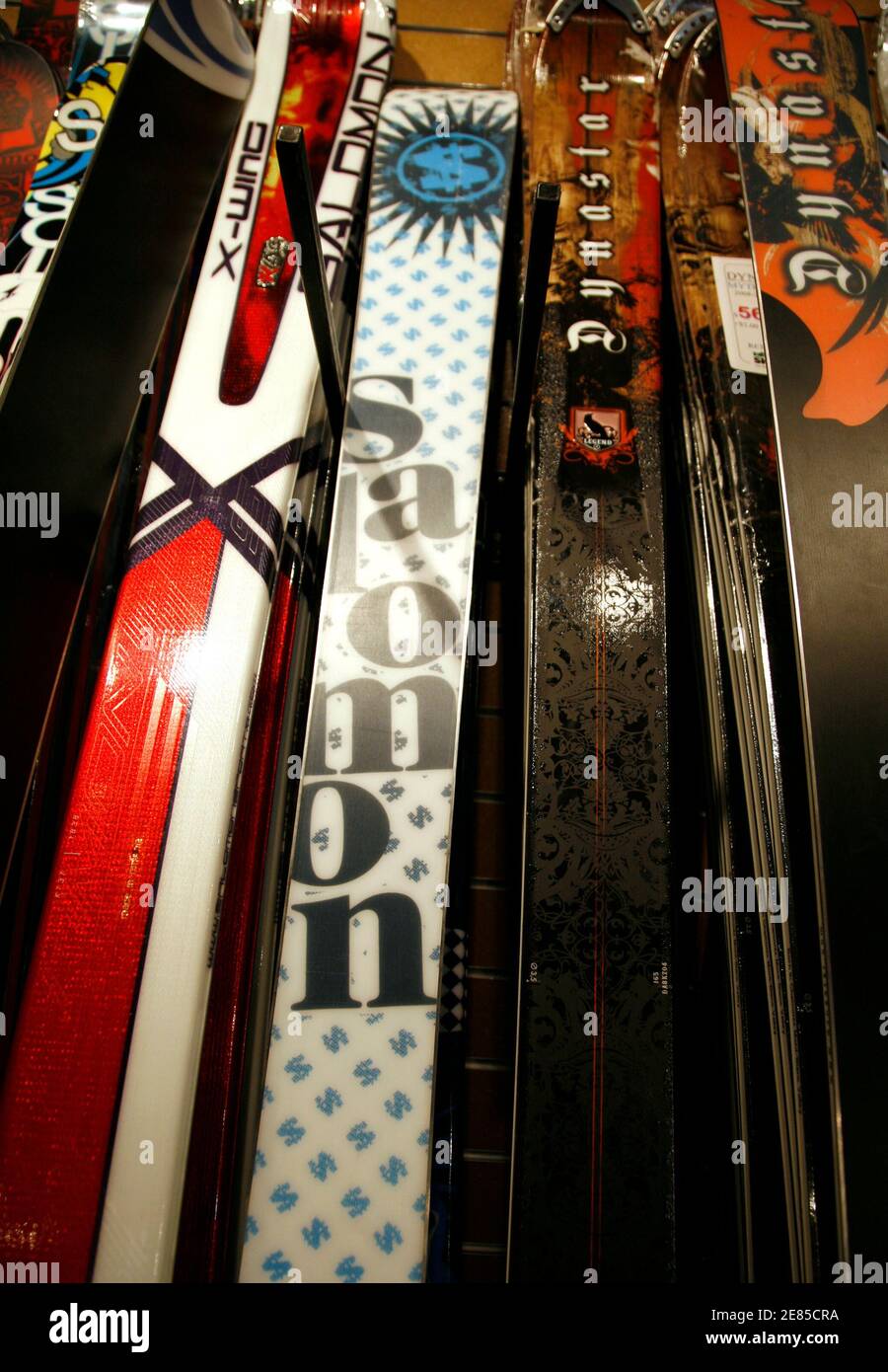 Salomon ski hi-res stock photography and images - Alamy