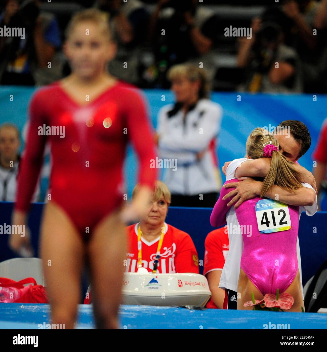 Shawn johnson floor routine hires stock photography and images Alamy