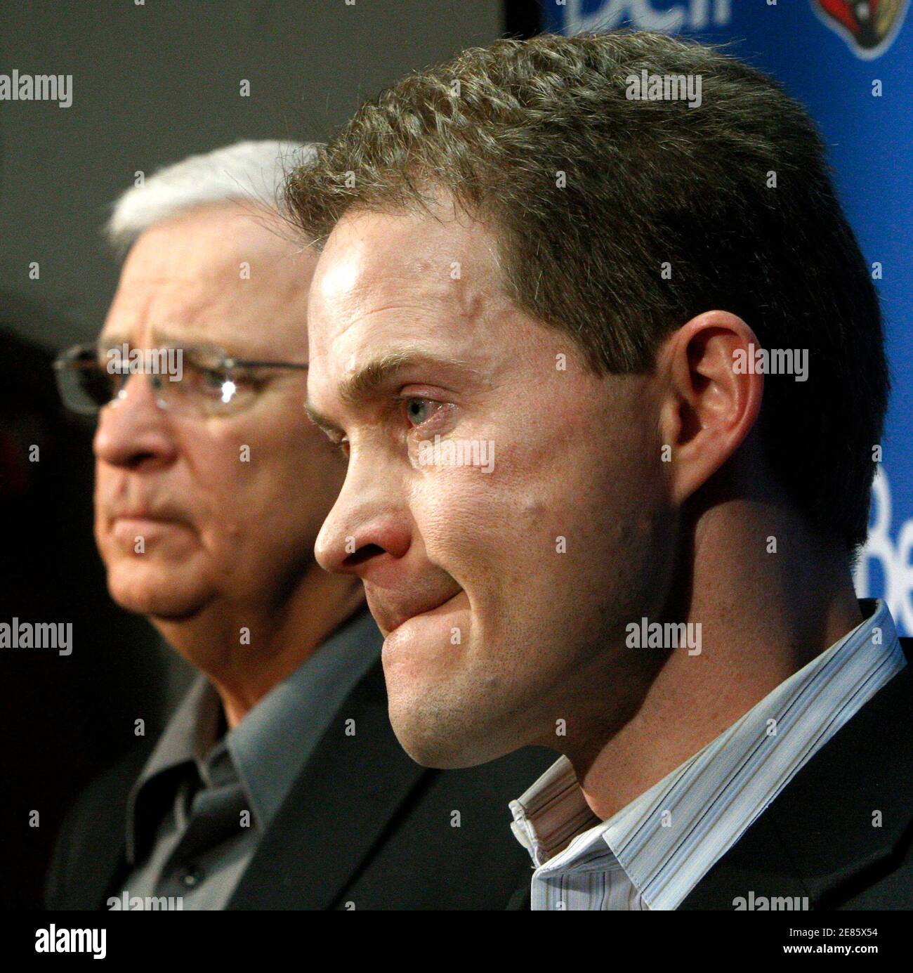 NHL ice hockey team Ottawa Senators' new head coach Cory Clouston (R) and general manager Bryan Murray take part in a news conference in Ottawa February 2, 2009. Clouston replaced Craig Hartsburg, who was fired after less than eight months in the job.       REUTERS/Chris Wattie       (CANADA) Stock Photo