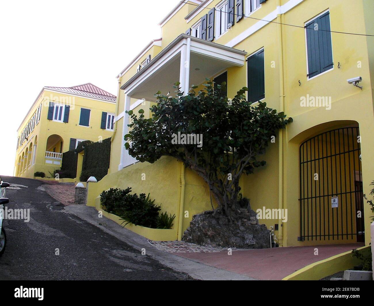 Allen Stanford's sprawling compound on Hill Street in Christiansted, which he purchased last year in a bankruptcy auction for $7.7 million, is pictured on February 24, 2009.  The St. Croix offices of Stanford have been shuttered by a U.S. court-appointed receiver overseeing the assets of the Texas billionaire, who is facing fraud charges, a member of the receiver's team said on Tuesday. REUTERS/Martinne Geller (UNITED STATES) Stock Photo