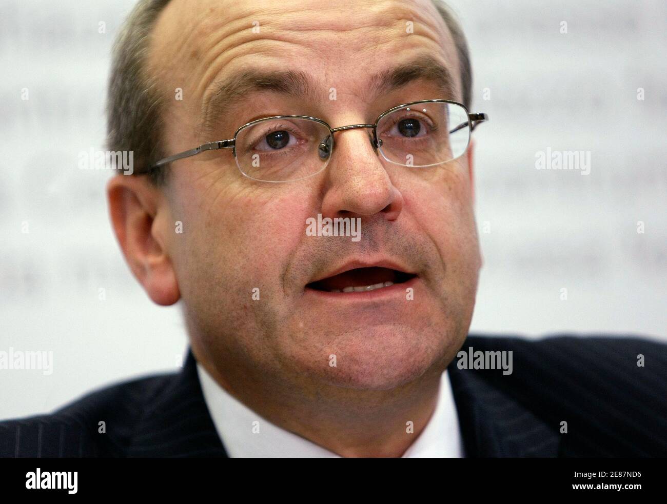 Council president of the Swiss Federal Institute of Technology Zurich (ETH  Rat) Fritz Schiesser speaks during a news conference in Bern April 25,  2008. REUTERS/Pascal Lauener (SWITZERLAND Stock Photo - Alamy